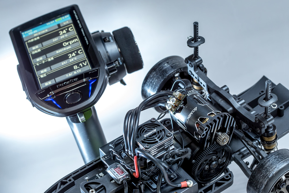 付加機能で操作性アップ！ フタバ7PXドリフトセットアップ